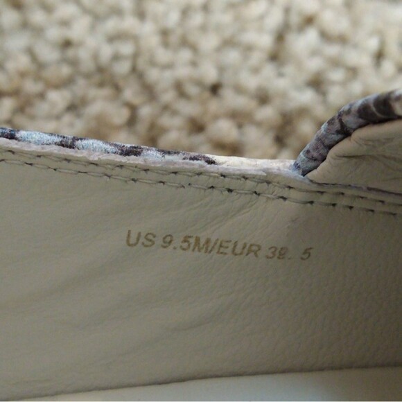 Vince Saxon 2 Slip On Sneakers - Picture 9 of 9